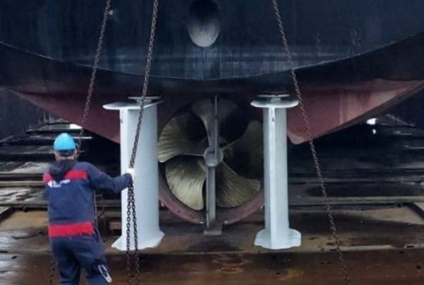 Motortankschip 'Temptation' uitgerust met Van der Velden XR roeren, DMC
